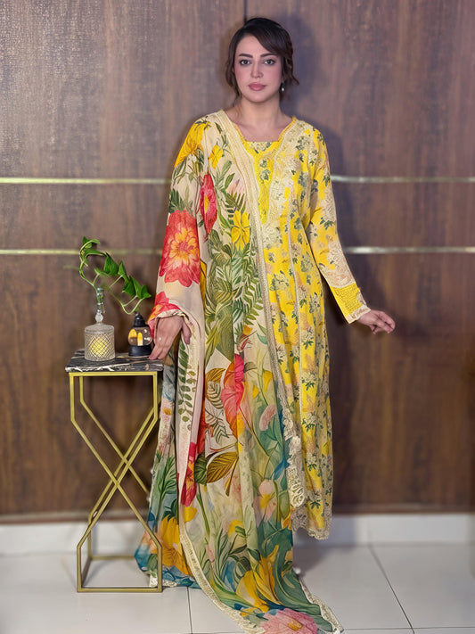 aneelas printed lawn with patches with shifon dupatta￼