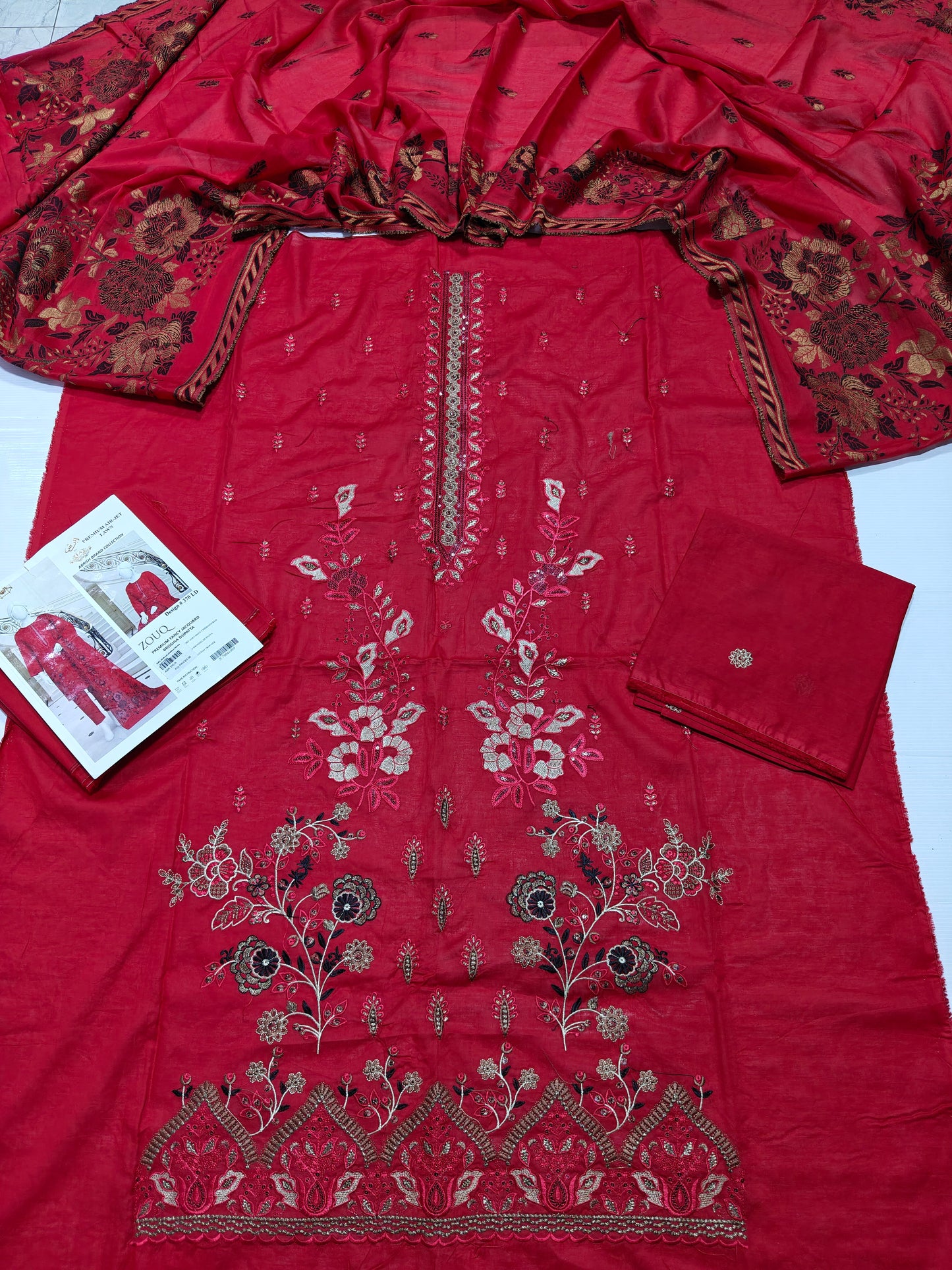 Abrish luxury embroidered lawn 3 piece suit