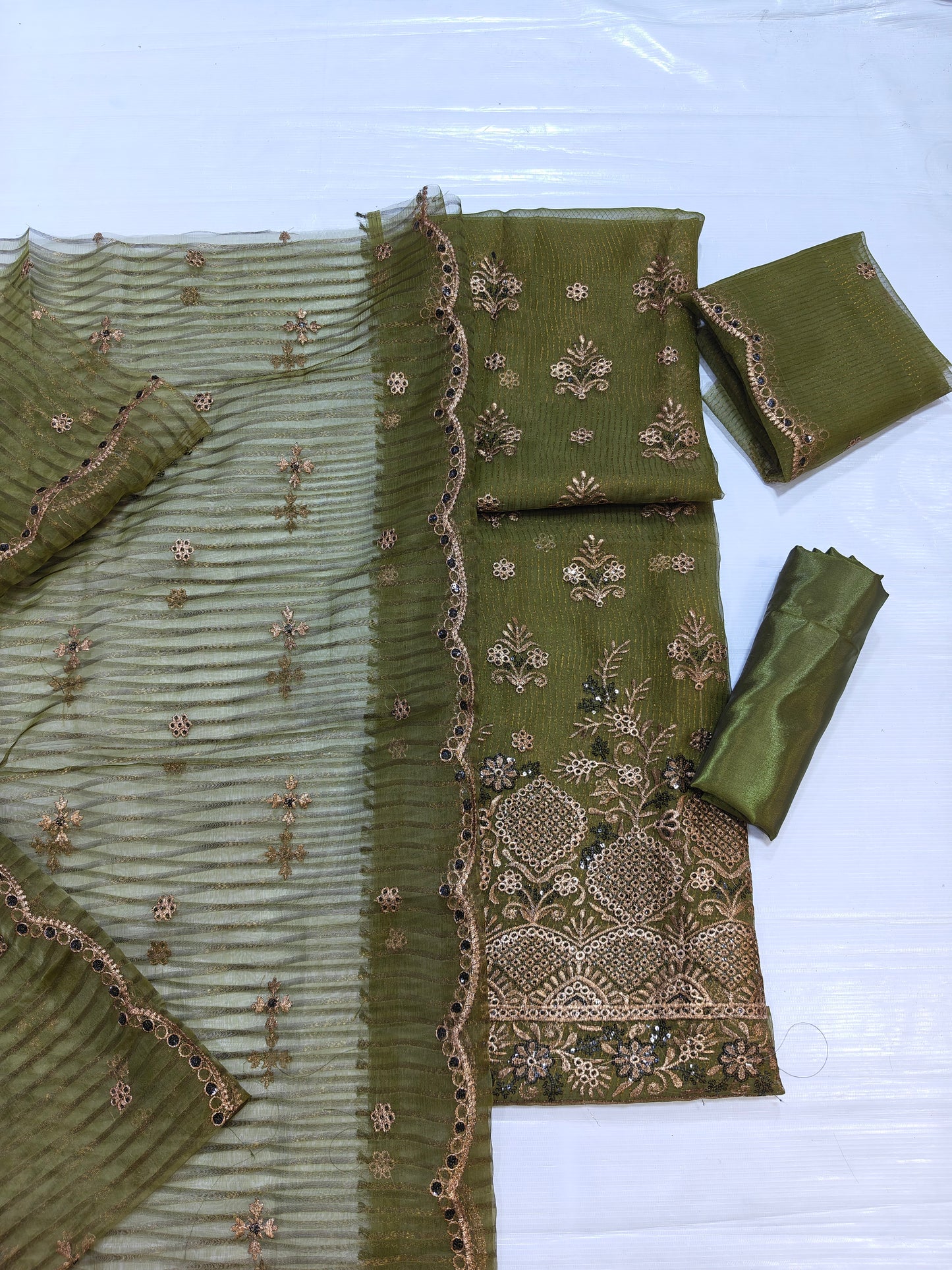 zari organza embroidered 4 piece suit