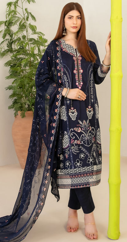 Design By: Shahid Tawakkal
fancy embroidered lawn
NADIA
FANCY EMBROIDERED CHIFFON DUPATTA