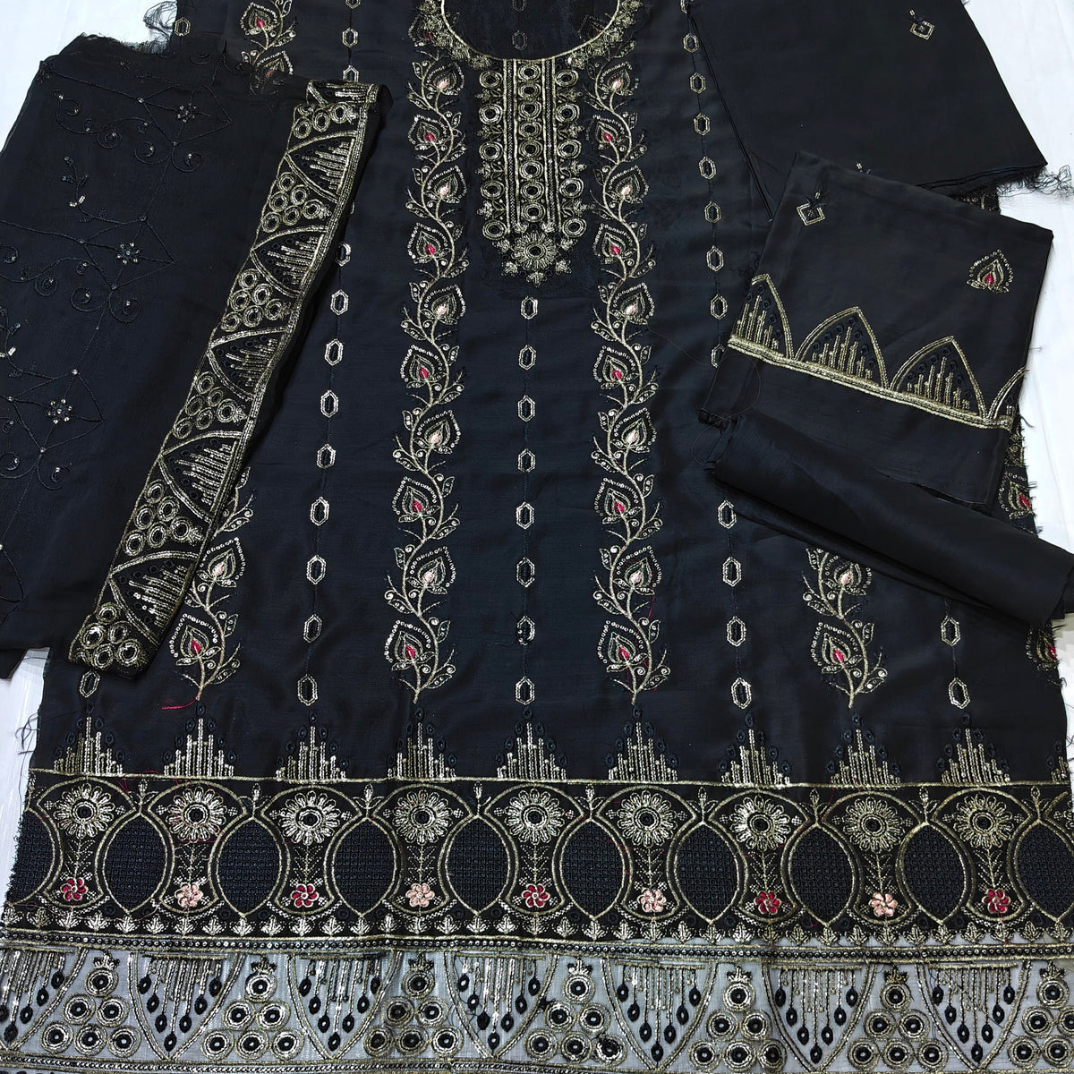 gulaal embroidered 3 piece suit