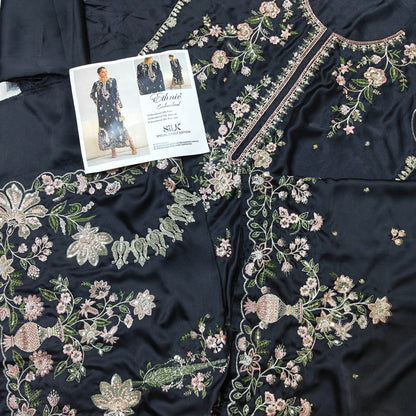 ✨ Luxury Embroidered Silk Kaftan – Special 2-Piece Edition ✨