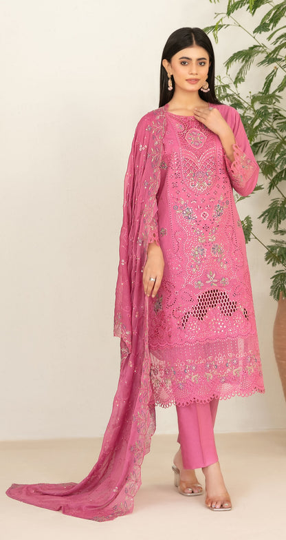 Design By: Shahid Tawakkal
fancy embroidered lawn
NADIA
FANCY EMBROIDERED CHIFFON DUPATTA